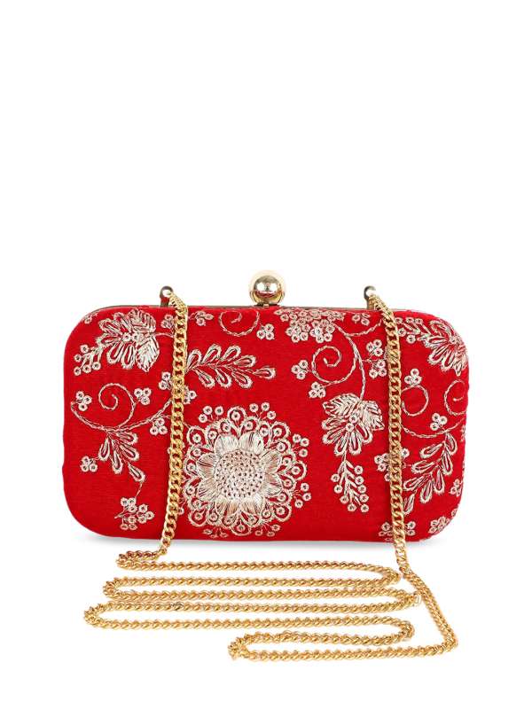 clutches online myntra