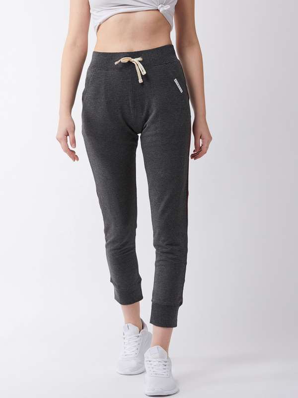 myntra yoga pants