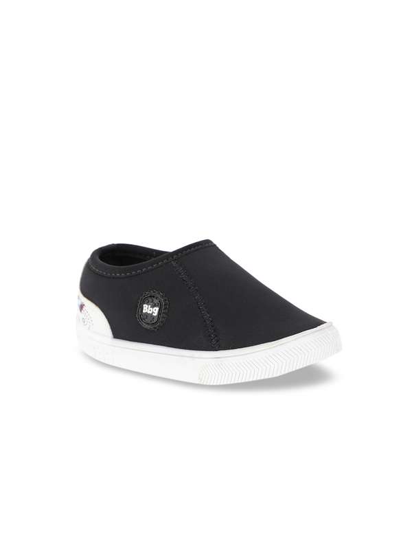 Shoes below 200 rupees clearance