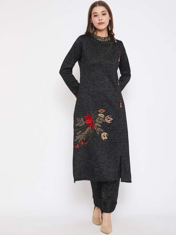 Black kurtis online myntra best sale