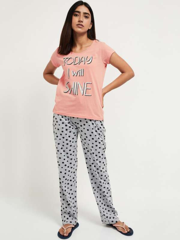 Max night suits online deals
