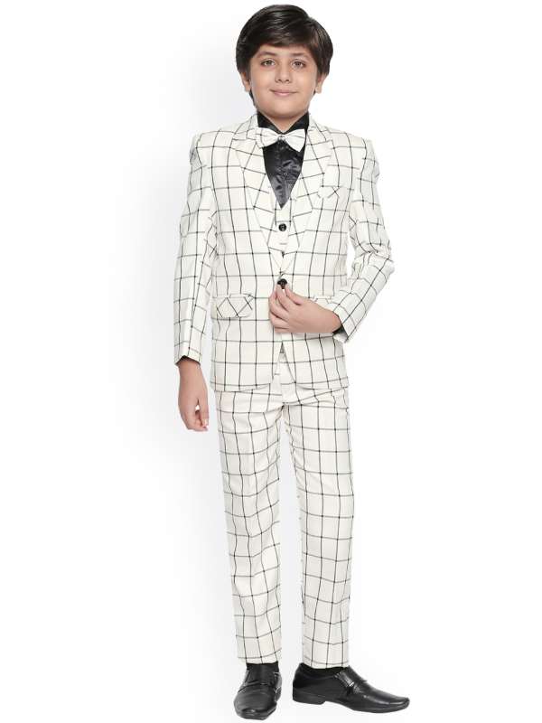 White Suits Get 2000 Designer White Suit Online at Myntra