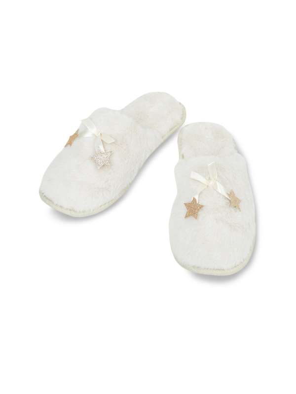 max slippers online