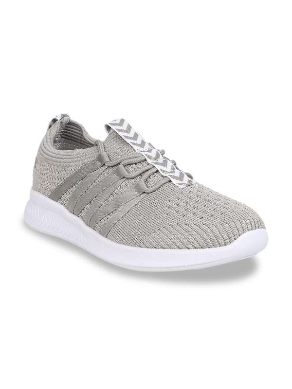 hummel shoes online