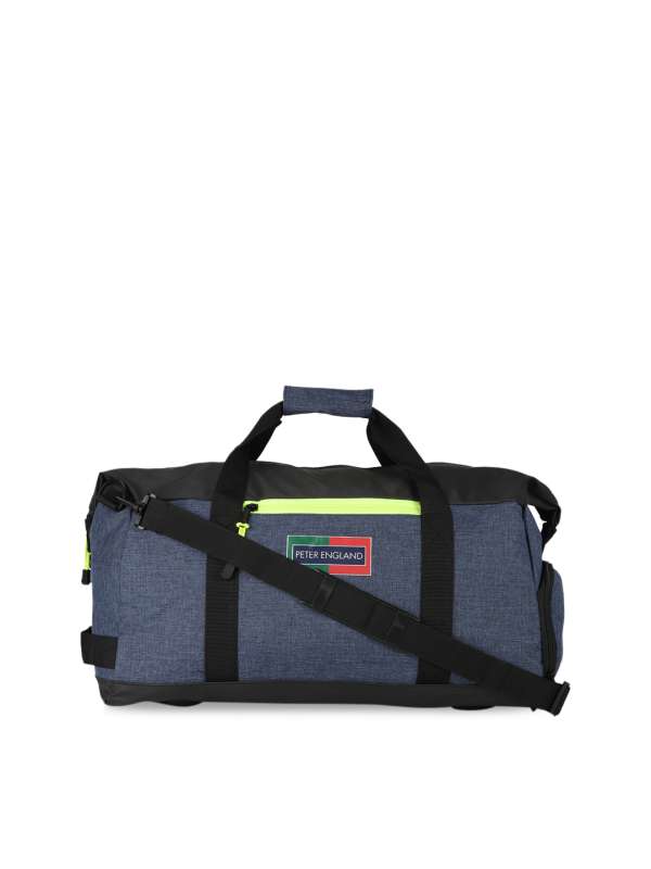 peter england duffle bag price