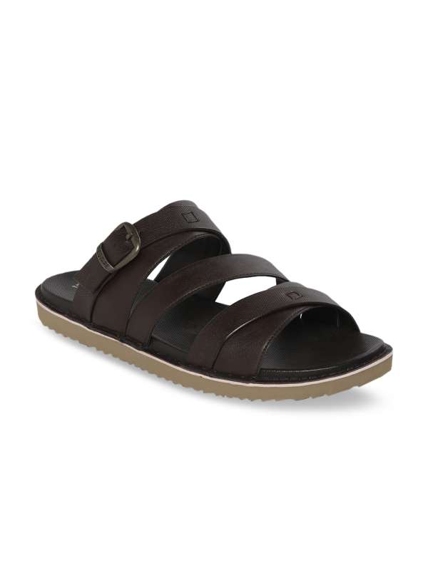 Red tape outlet sandals myntra