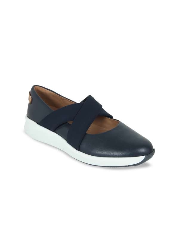 clarks shoes myntra