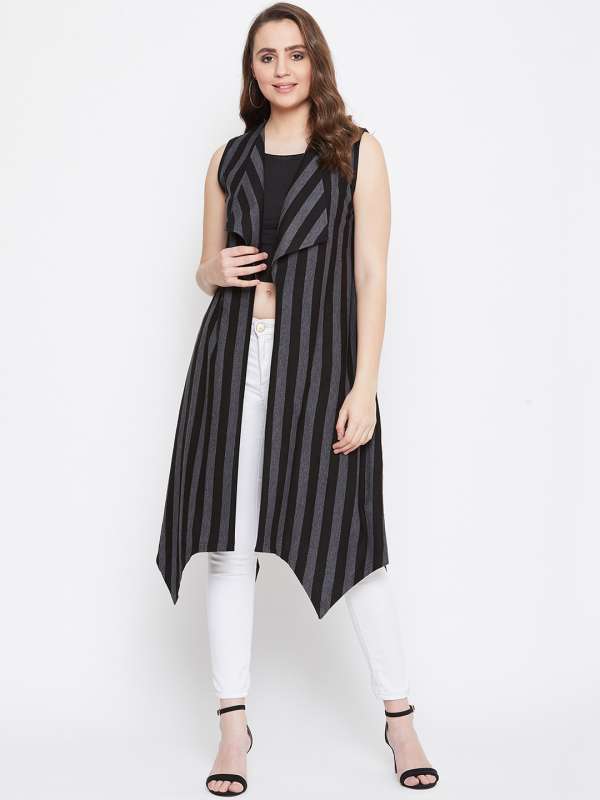 Black sleeveless shrug discount