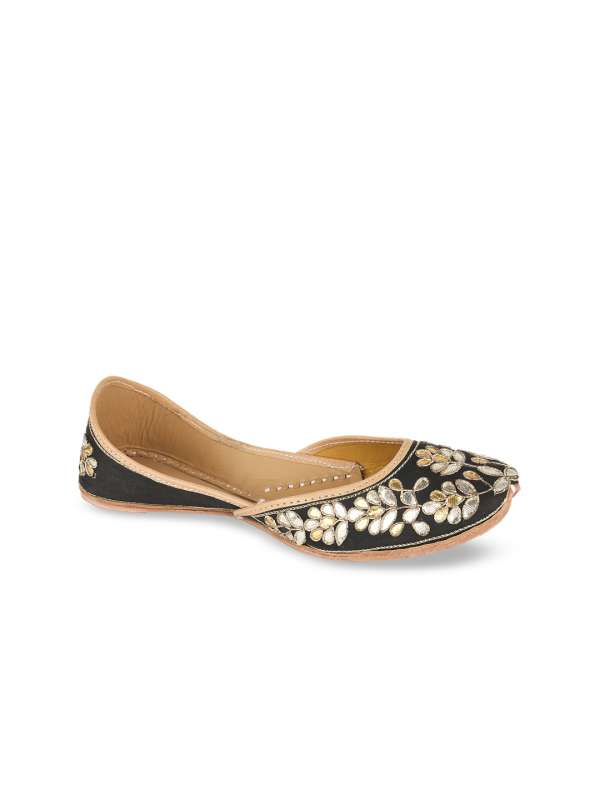 gold colour shoes online