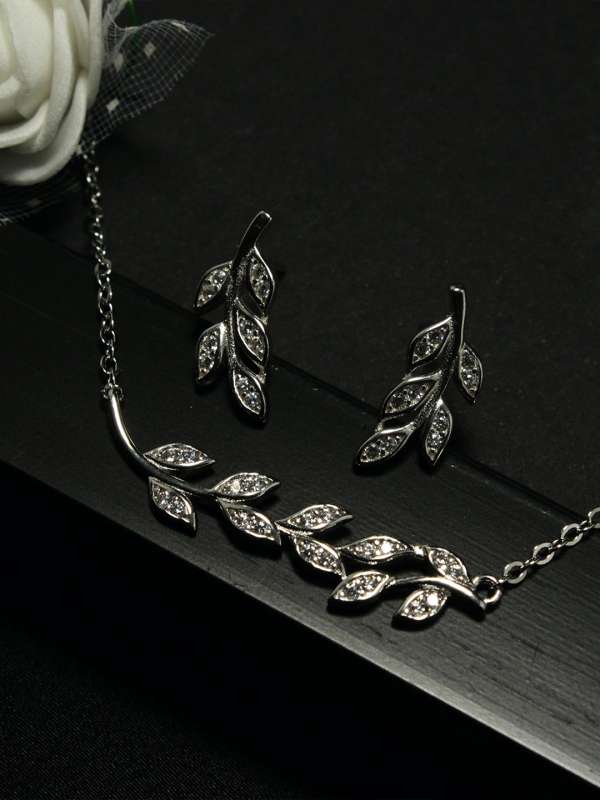 Giva jewellery hot sale under 500