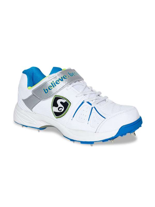 asics cricket shoes myntra