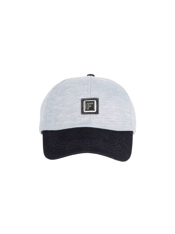 Snapback caps myntra clearance