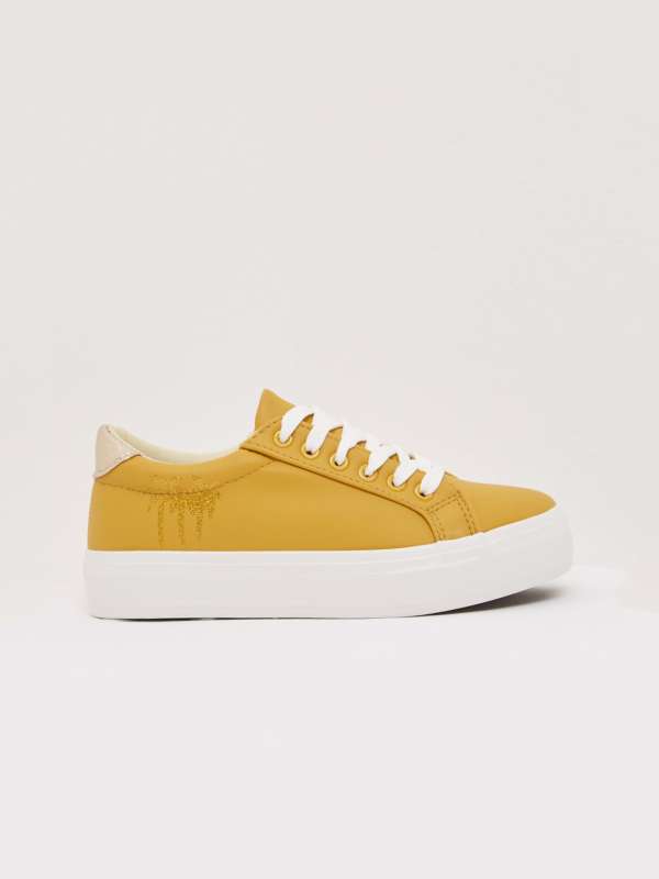 myntra sneakers for ladies
