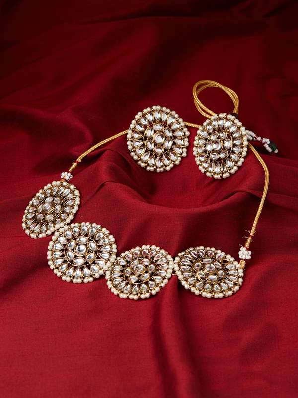 Myntra Necklace