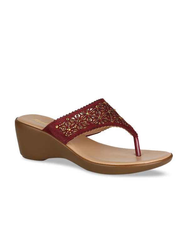 bata heel sandals