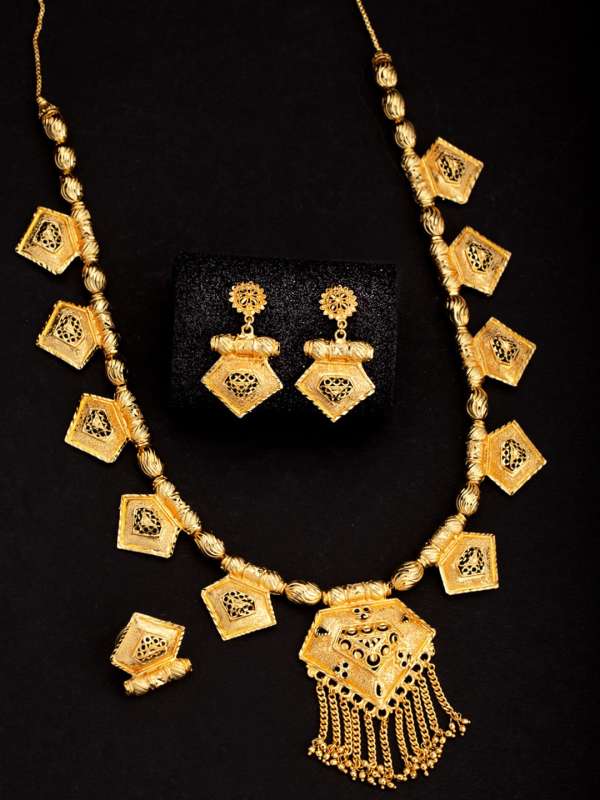 Voylla Jewellery Set Buy Voylla Jewellery Set Online Myntra Buy voylla silver earrings, necklace sets, rings, bridal jewellery at upto 60% discount on nykaa fashion. buy voylla jewellery set online