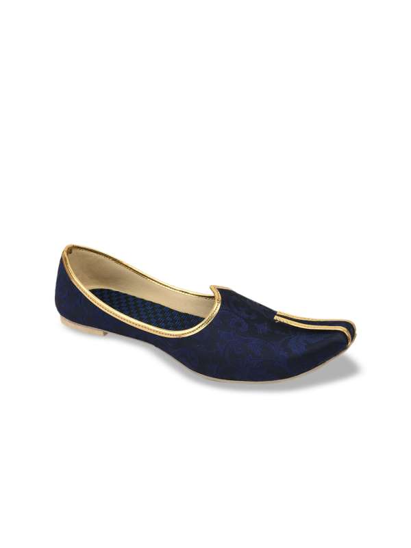 Blue colour best sale shoes buy online