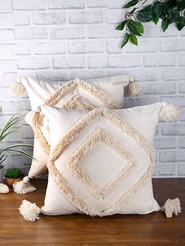 Off white cushions discount