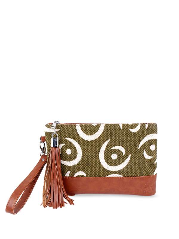 Formal clutches online deals