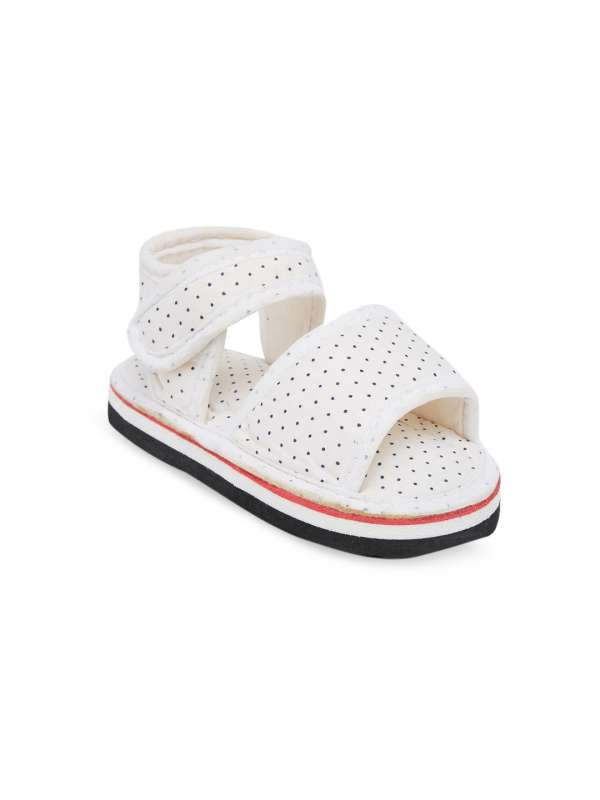 Big girls on sale white sandals
