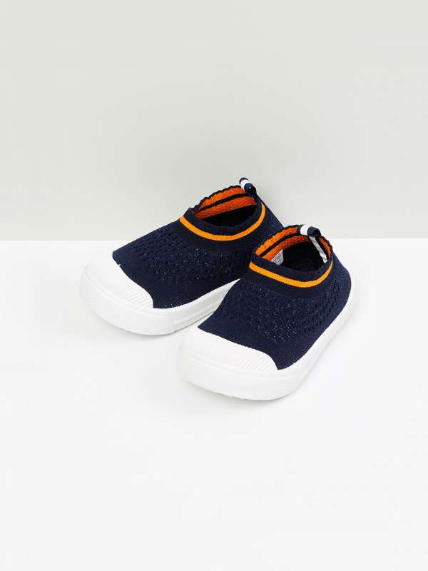 myntra kids shoes