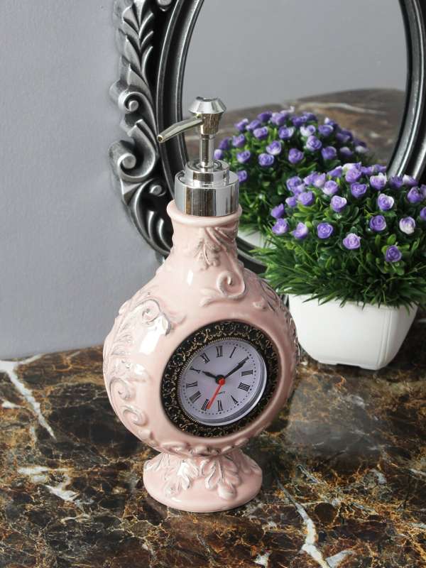 Vintage accessories online 2025