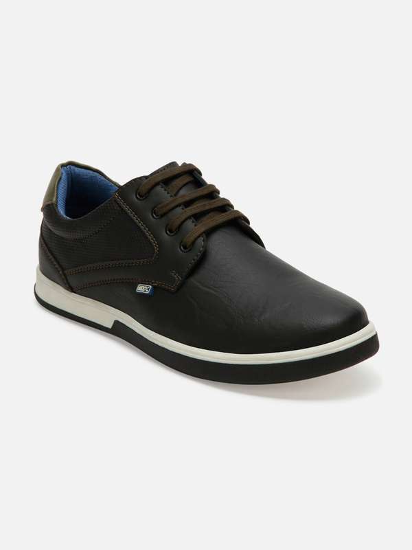 Casual Shoes - Buy Trendy Casual Shoes 