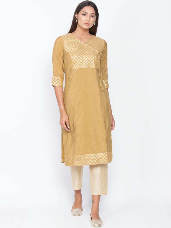 Sandal cheap colour suit