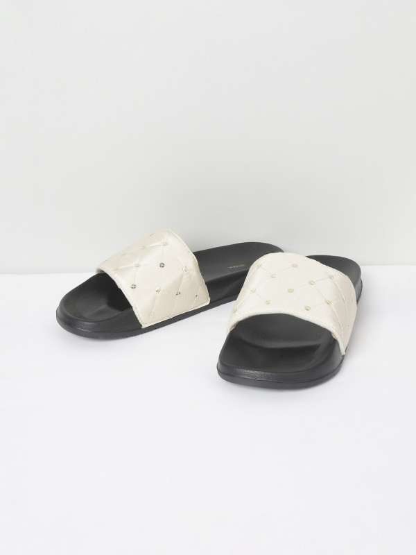 max slippers online