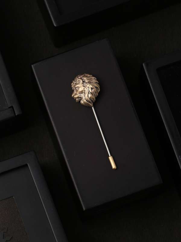 Brooch for top coat online