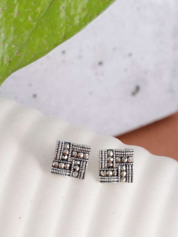 Pantaloons earrings online hotsell