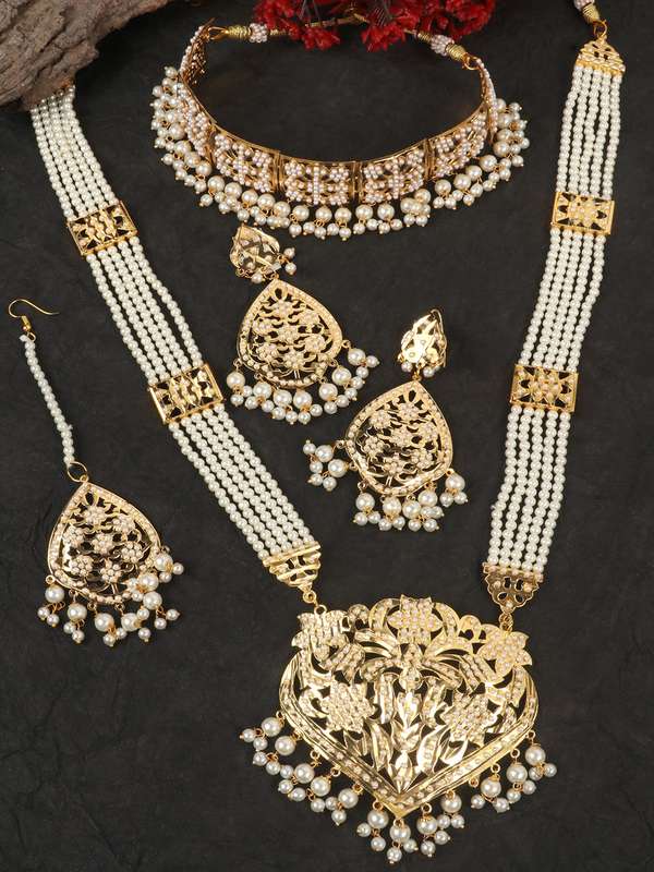 Jadau - Buy Jadau online in India