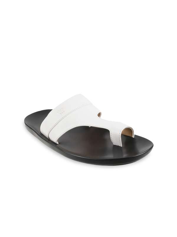 White chappals men's hot sale