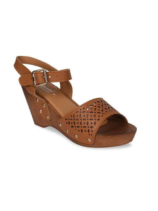 tan brown wedges