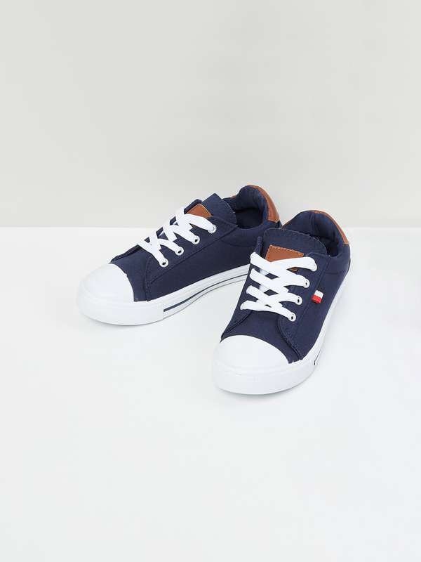 Boys shoes myntra Clearance