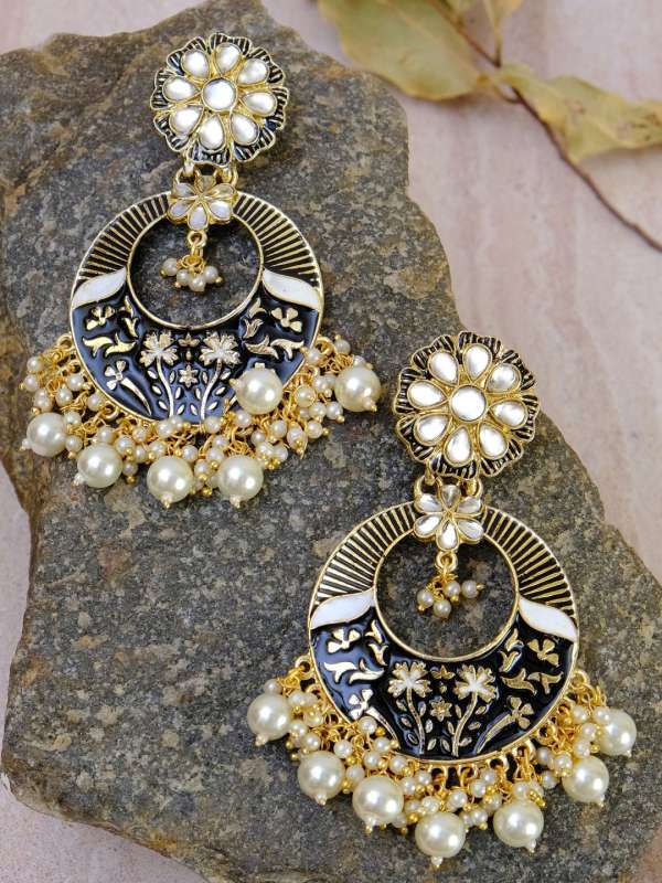 Style Fiesta Black Earrings 849455 Thml Buy Style Fiesta Black