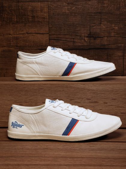 canvas shoes on myntra