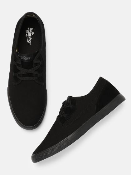myntra black sneakers
