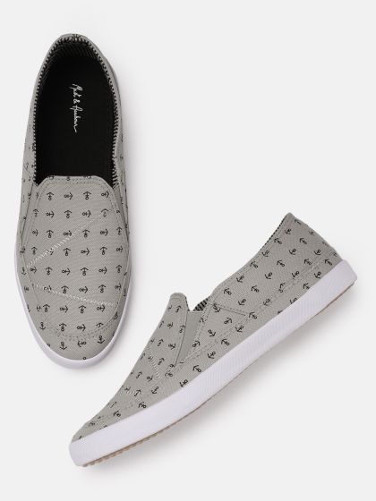 mast and harbour slip ons