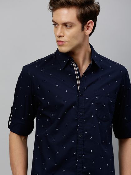Buy INVICTUS Men White \u0026 Blue Slim Fit 