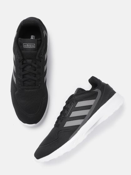 argecy black running shoes