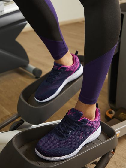 action womens running shoes