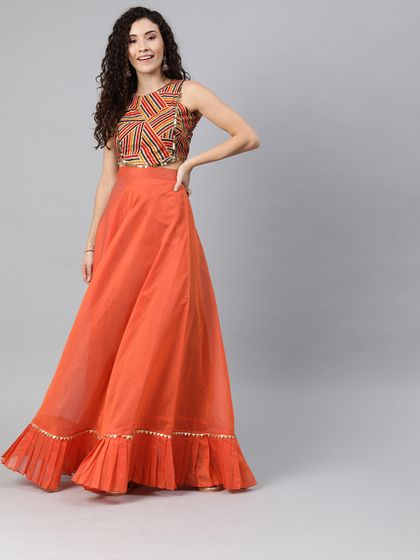 Green Embroidered Crop Top With Skirt 