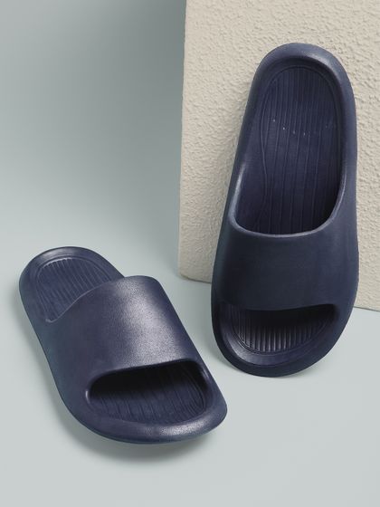 Buy Mast u0026 Harbour Men Cream Coloured Solid Sliders - Flip Flops for Men  10388935 | Myntra