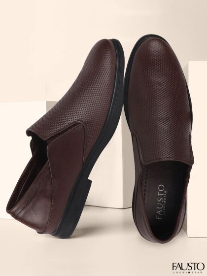 Clarks gilman shop slip