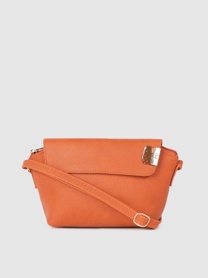 baggit mustard yellow solid sling bag