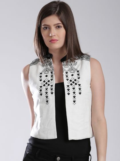 ethnic sleeveless jacket