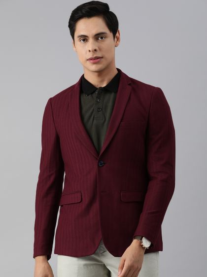 Buy Mast Harbour Men Burgundy Regular Fit Solid Single Breasted
