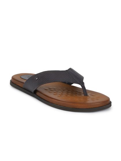 Amster chappals deals