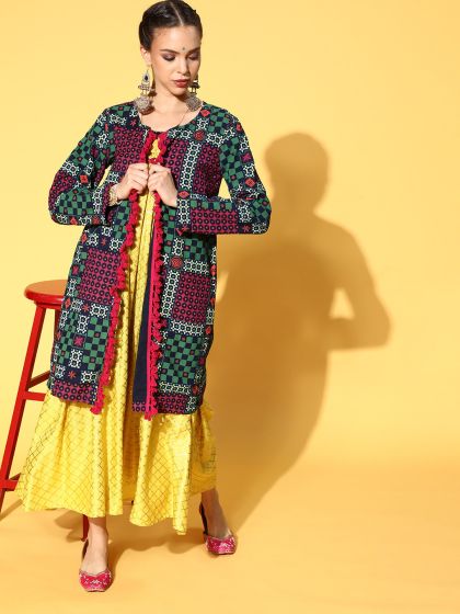 Thumb hole jacket myntra online